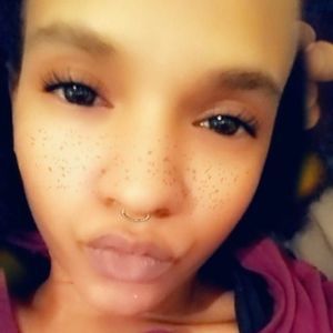 Meet your Posher, Toni